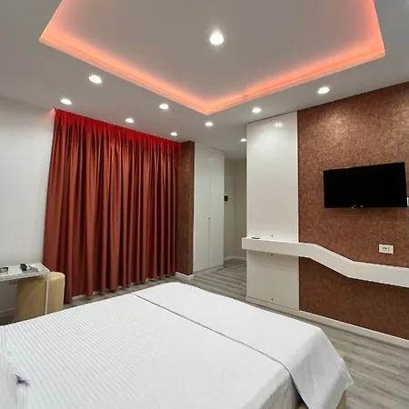 Moonlight Hotel 4*