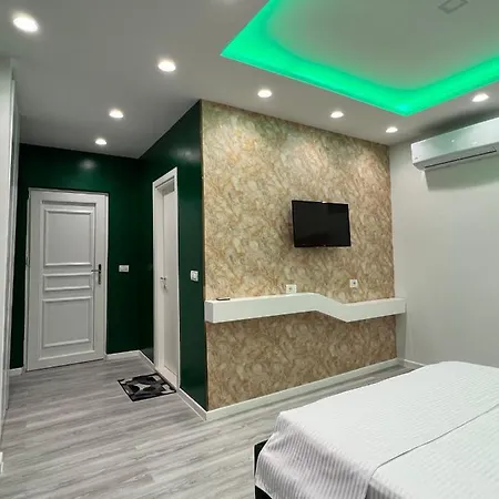 Moonlight Hotel