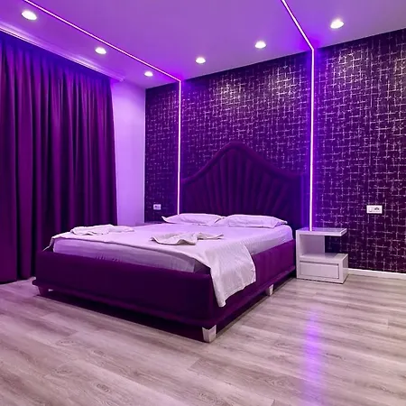 Hotel Moonlight